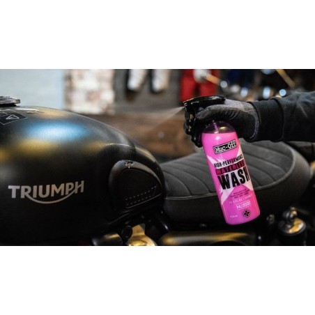 Muc-Off 1132 - Preparat do skutecznego mycia motocykla bez użycia wody - 750ml - High Performance Waterless Wash