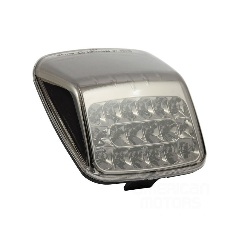 LAMPA TYLNA LED V-ROD PRZYCIEMNIANA